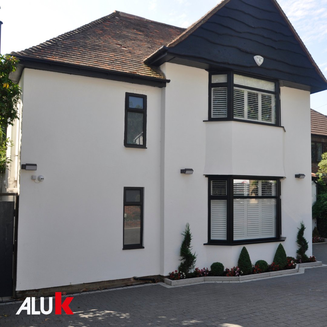 Our Aluminium range creates a beautiful, modern look, with sleek frames and thermal efficiency - balancing aesthetics with functionality.

To add Aluminium to your product range and work with us, all you have to do is fill out the enquiry form below. ⤵️

glazeritewindows.co.uk/trade/contact-…