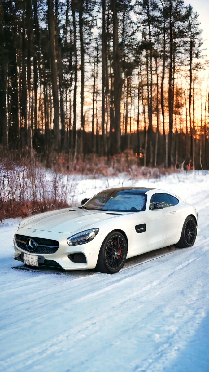 GLTSA's tweet image. Is the AMG GT the true successor of the legendary SLS AMG?
Spotted in Jeddah Sari St.

#jeddahshot #jeddahcars #amggt #mercedesamg