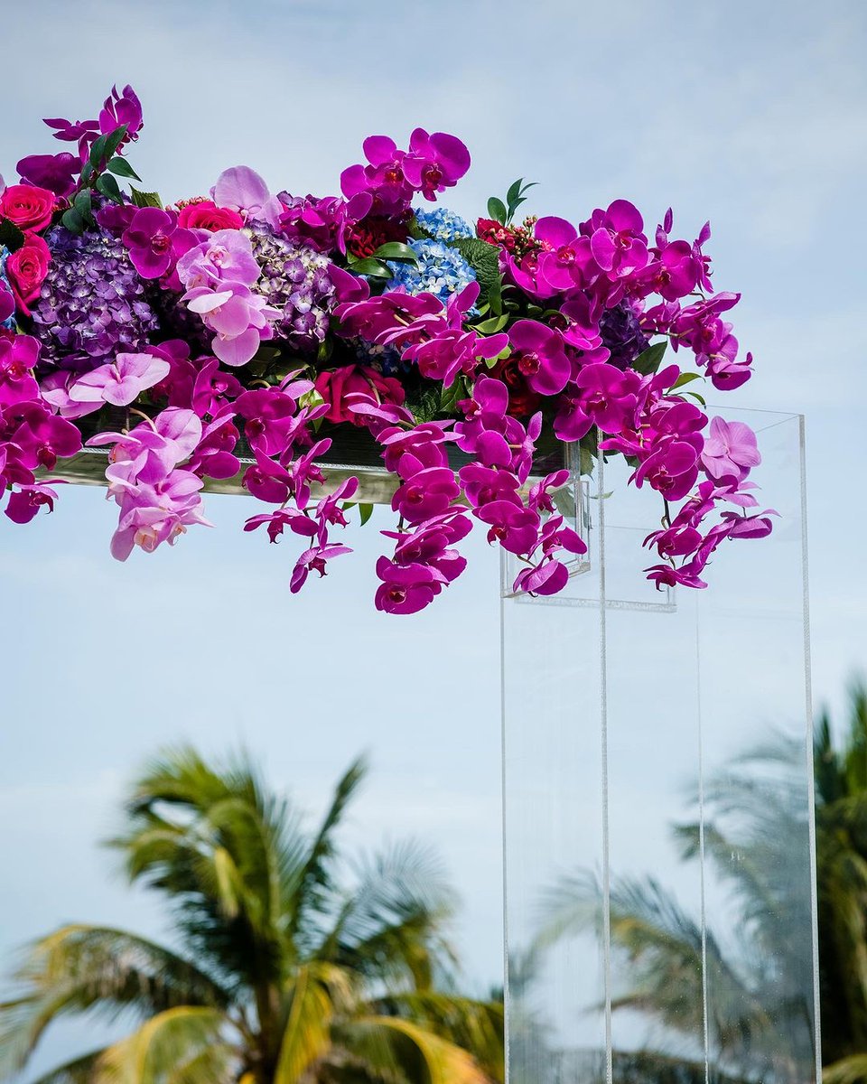 Your 'happily ever after' begins at Fontainebleau Miami Beach. Seal your love with timeless elegance 💓 #SomethingBleau 📸 @tomtrovatoeventfloraldesign