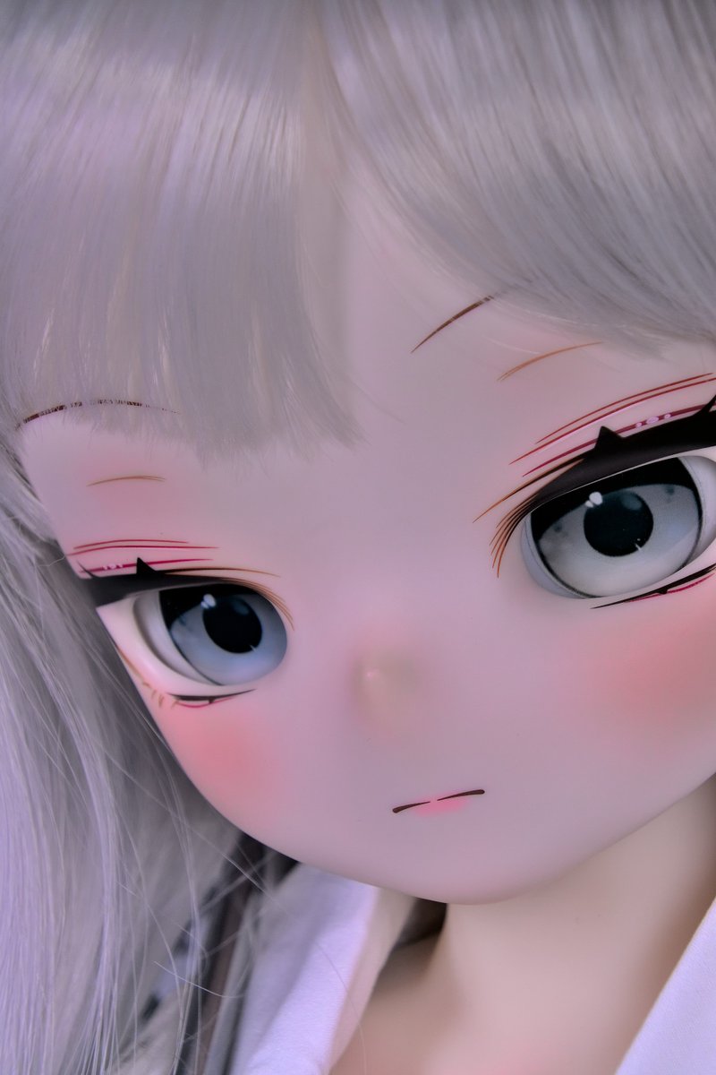 azone_cecily2 tweet picture