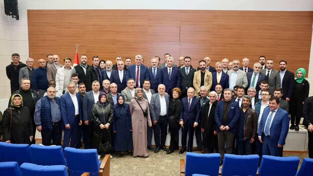 akkadinmaltepee's tweet photo. Ticaret Bakanımız Prof. Dr. Sayın @omerbolatTR, sanayici ve iş insanlarımızla buluştu. İlçemizde bulunan esnaf ve sanatkârlarımıza sağlanan ve sağlanacak olan destekler hakkında açıklamalar yaptı.

#MaltepeDeğişecek
#Yenidenİstanbul https://t.co/XbkcobQuhg
