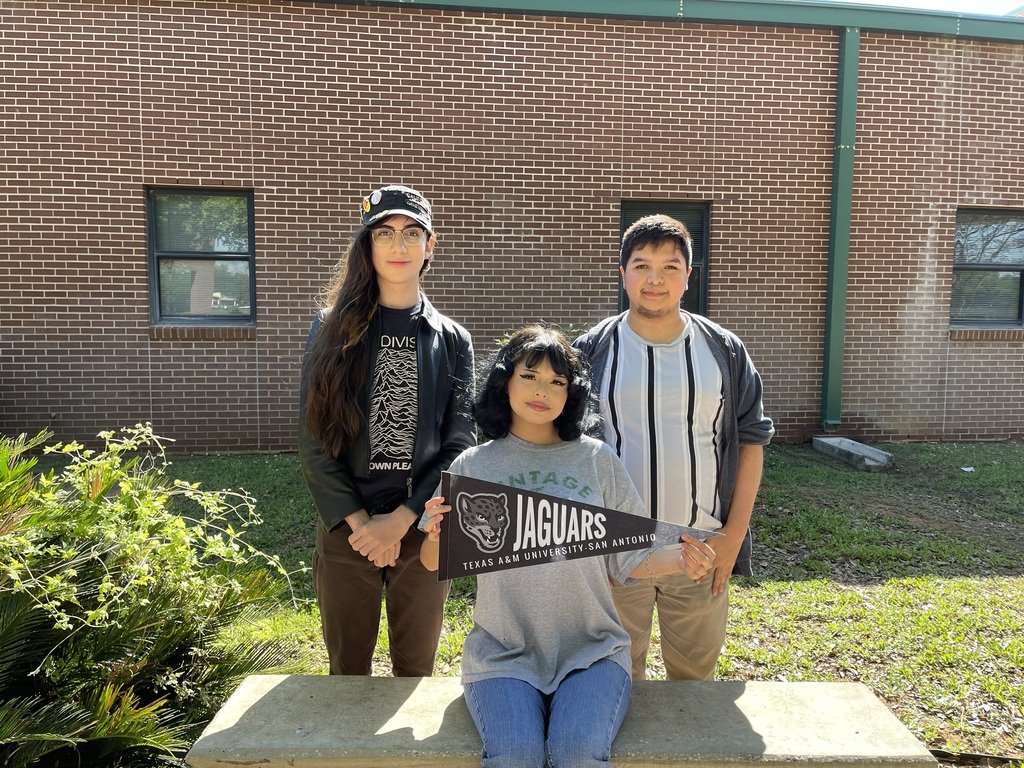 Pearsall High School tweet media