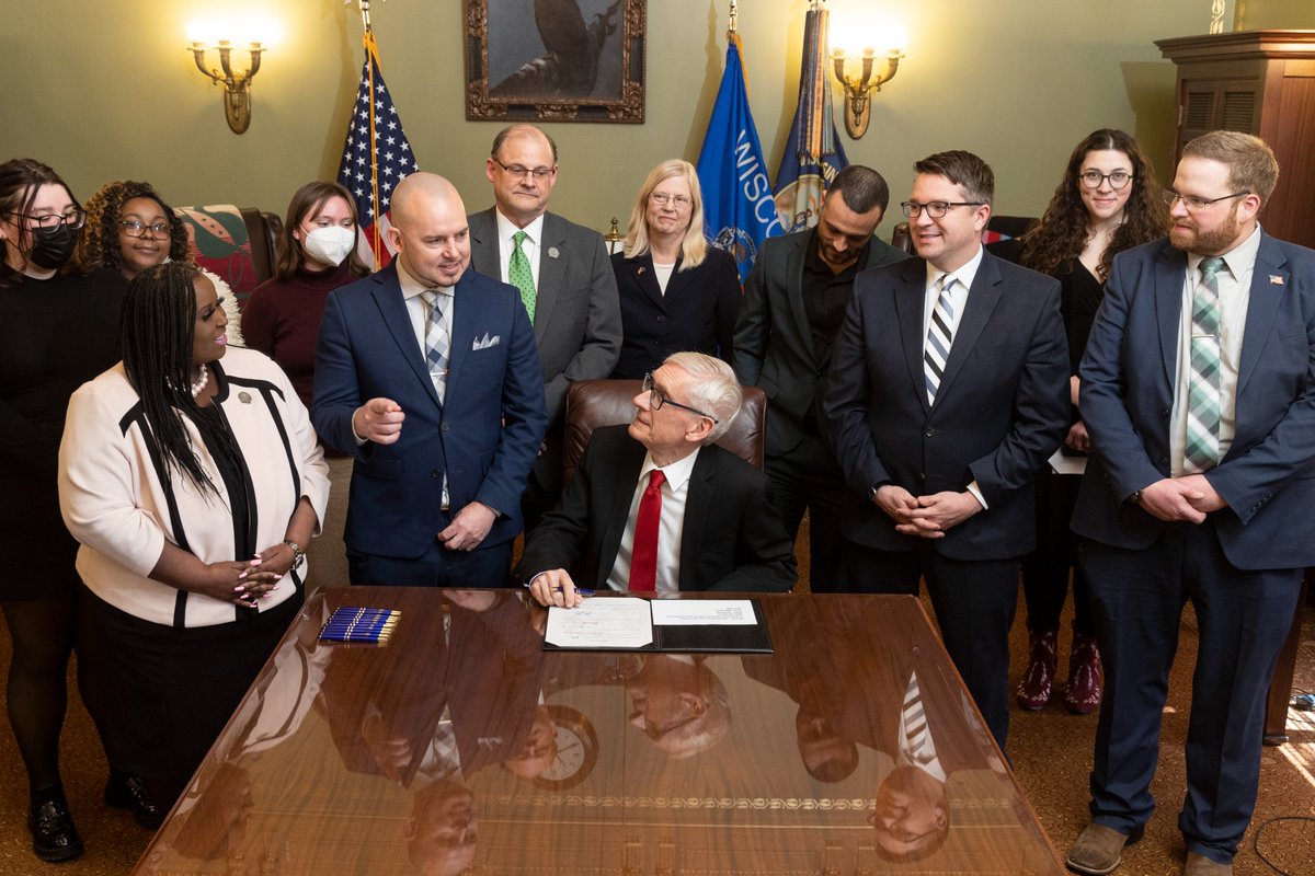 Thrilled to share that SB 172 has been signed into law! This bill establishes community reentry centers, providing crucial support services for individuals reentering society from correctional facilities. A significant move towards smoother transitions and brighter futures!