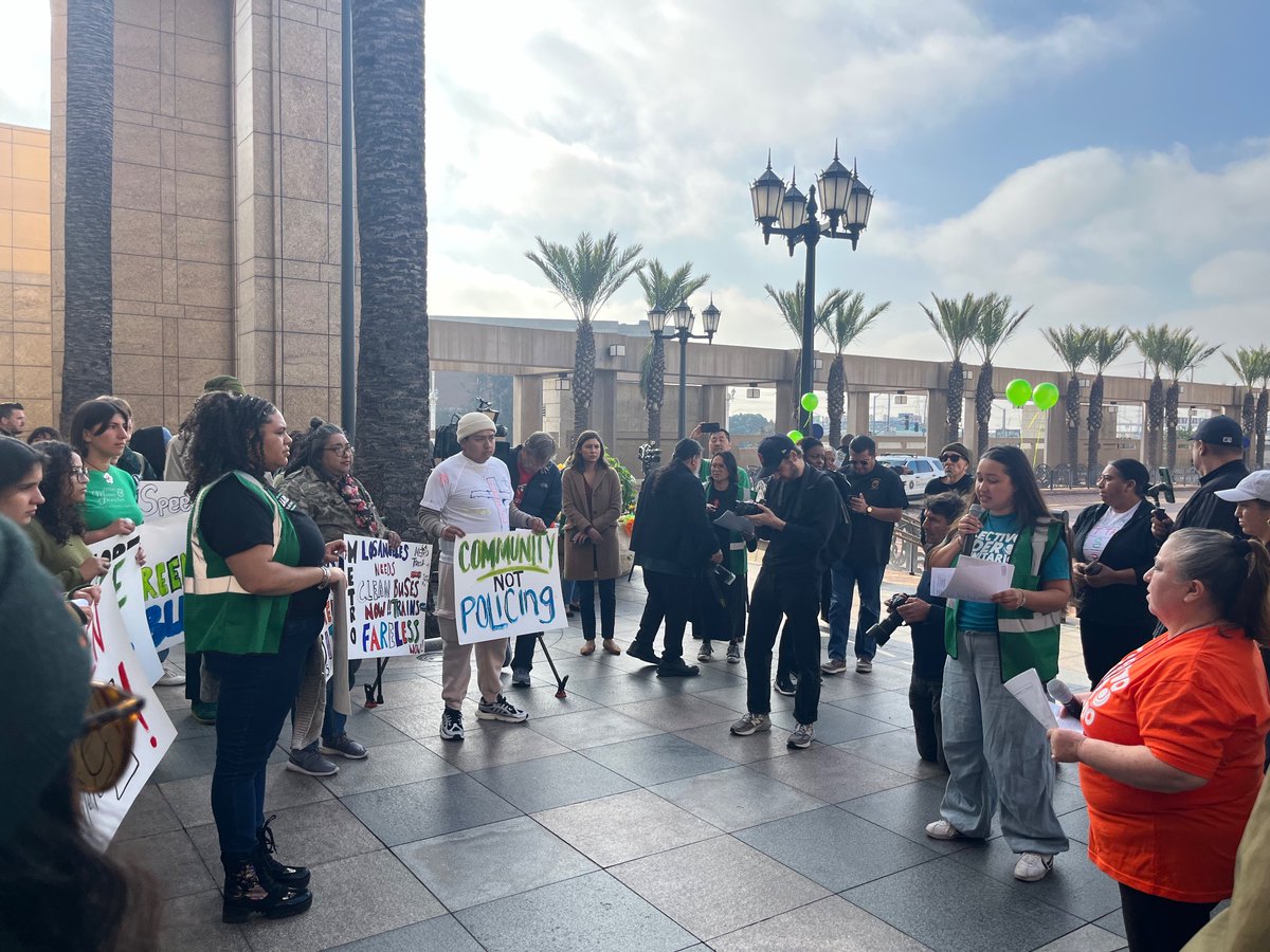 ACT-LA (@actlosangeles) on Twitter photo Speakers from <a href="/CPColectivo/">Community Power Collective</a> are speaking to why we need more ambassadors, outreach workers and public bathrooms: Because they are proven solutions to riders concerns! Speakers from <a href="/CPColectivo/">Community Power Collective</a> are speaking to why we need more ambassadors, outreach workers and public bathrooms: Because they are proven solutions to riders concerns!