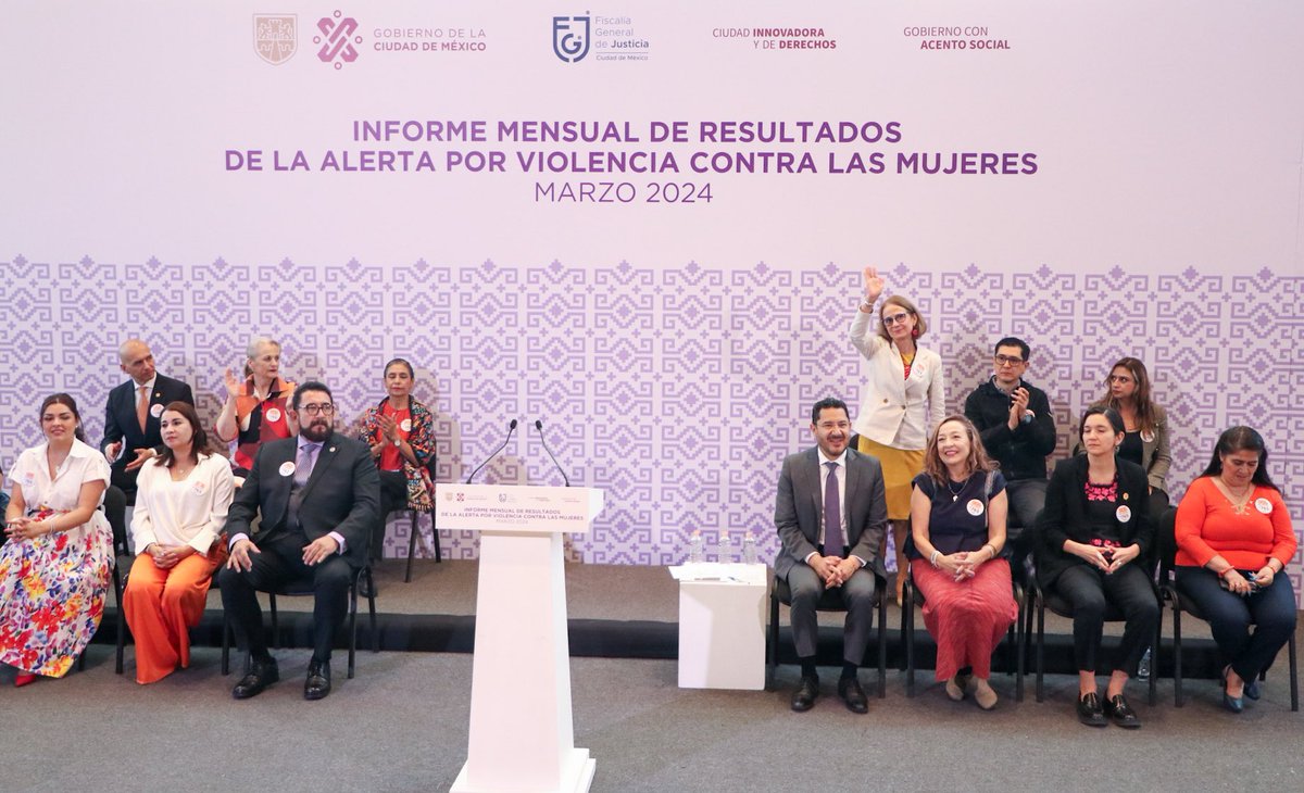 OfeliaAngulo_'s tweet image. En el Foro Cosmos se presentó el Informe Mensual de Resultados de la Alerta por Violencia contra las Mujeres, en el cual se deja establecido el compromiso que tiene el @GobCDMX en seguir velando por la seguridad de las mujeres y las niñas.

#JefeDeGobierno, @martibatres