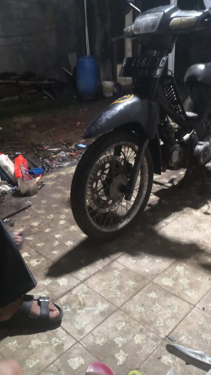 Malah ko ngene😭😭