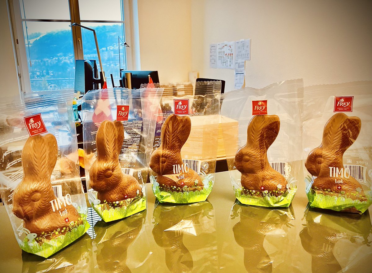 Das Team des Staatssekretärs wurde heute Morgen süss überrascht 🐰☀️🐰 Joyeuses pâques - buona pasqua - frohe Ostern - happy Easter!