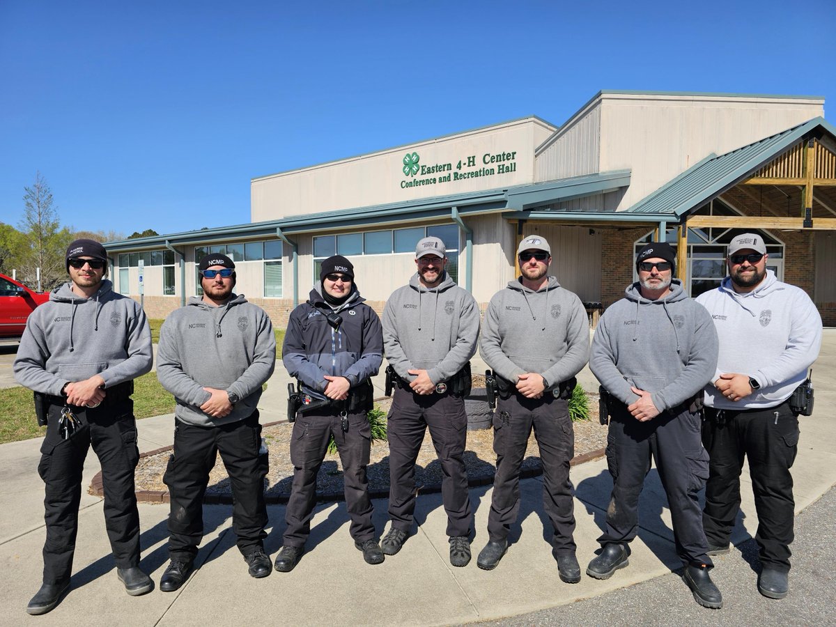 Marine Patrol officers had a great time volunteering to assist @NCWildlife at their District Youth Hunter Education Skills Tournament in Columbia. This tournament was one of nine being held across NC in which 4,000+ students are competing to attend the state championship.