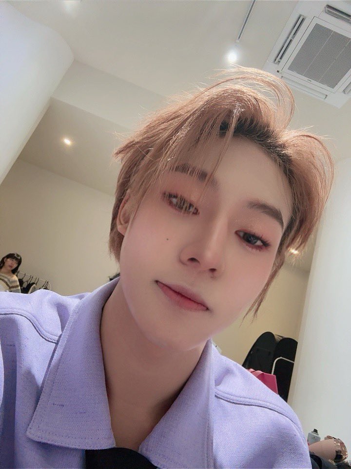เล็_ทส์โก_อีทติ้ง tweet media