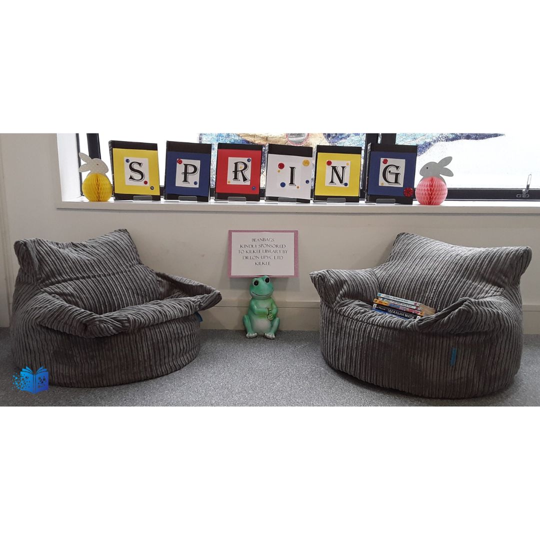 clarelibrary's tweet image. Thank you to Dillon UPVC Ltd for the beautiful new bean bags kindly donated to Kilkee Library😊
#ClareLibraries #KilkeeLibrary
