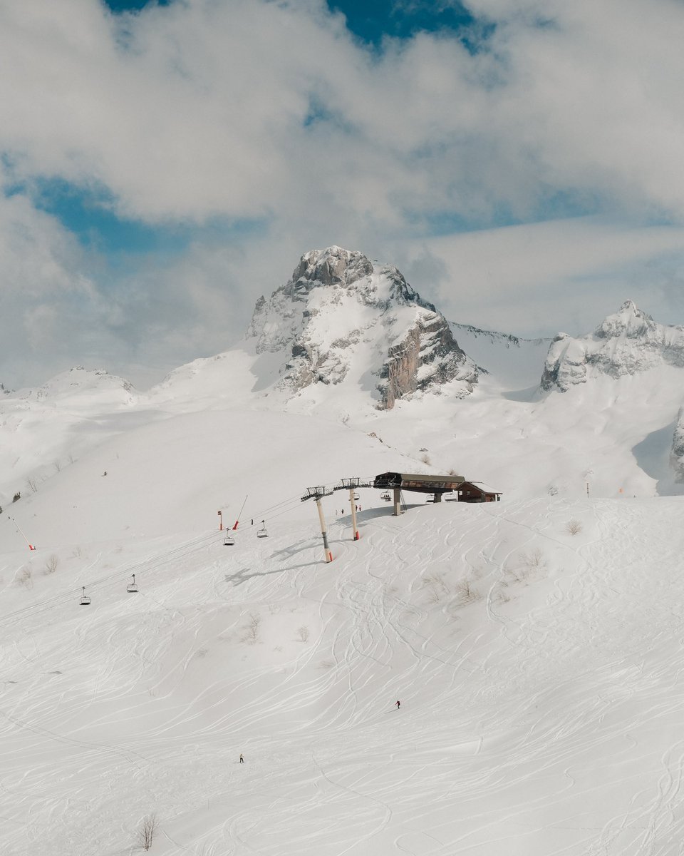 mongrandbo's tweet photo. Coup de blanc pour Pâques❄️

#legrandbornand #monGrandBo #ski #neige #Pâques https://t.co/ougyXbtMdb