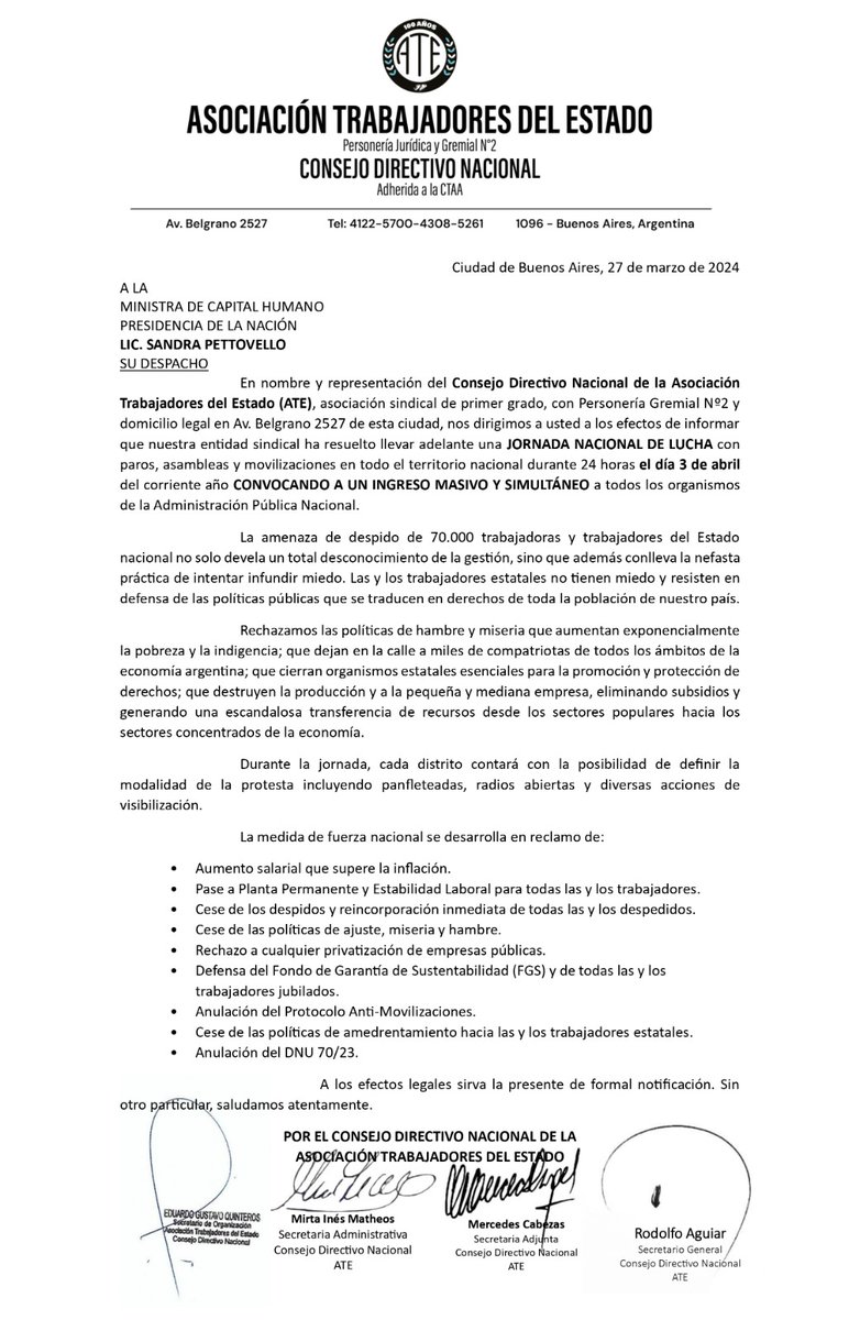 laderechadiario's tweet photo. 🇦🇷 | El Consejo Directivo de ATE hace incitación al delito y llama a sus gremialistas a ingresar ilegalmente a todos los edificios del Estado, a pesar de haber sido desvinculados. https://t.co/xRhI5ElS4l