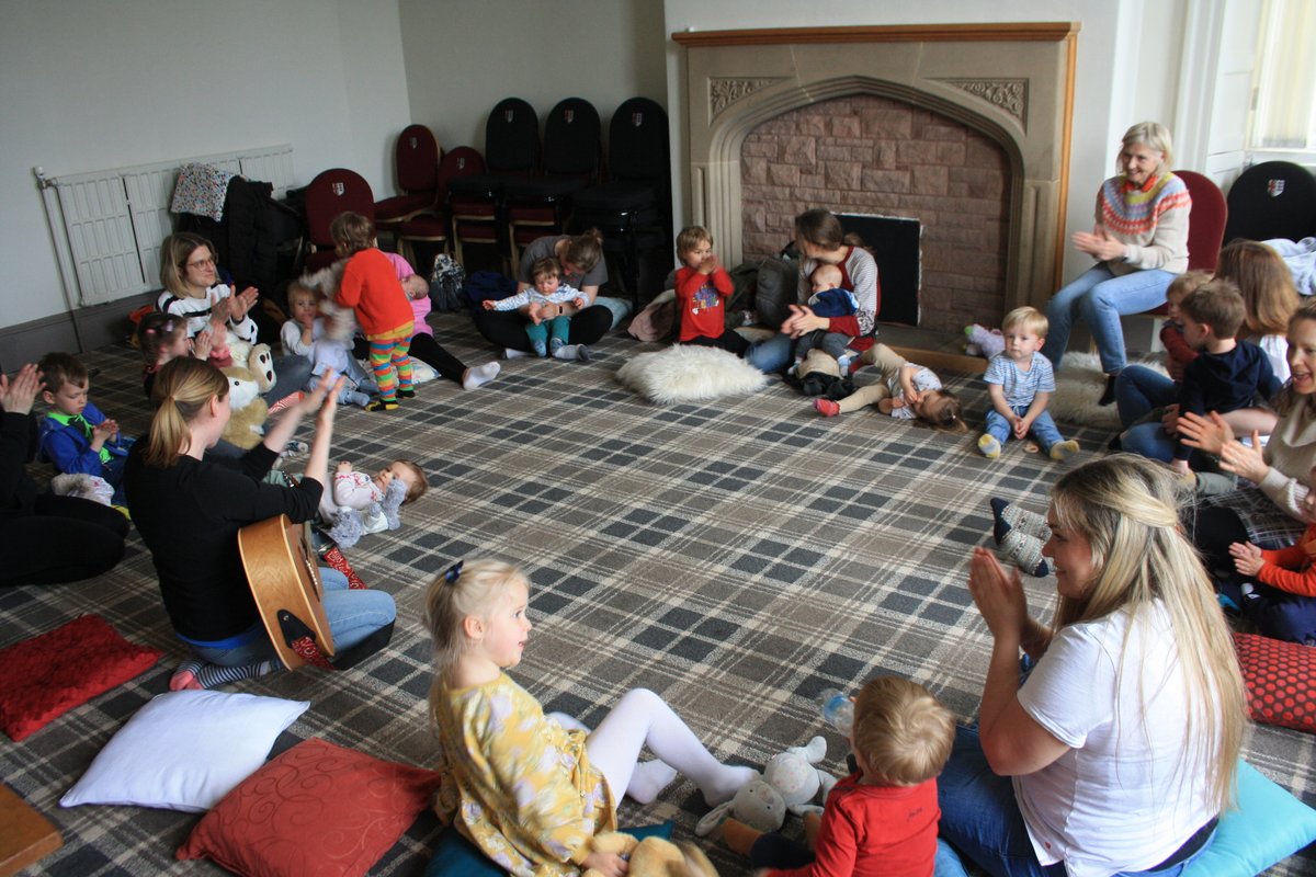 𝗦𝗶𝗻𝗴𝗶𝗻𝗴 𝗕𝘂𝗻𝗻𝗶𝗲𝘀 spring term begins from Friday 19 April 🎤🐇 Enjoy our fun filled music class for all under 5s and their grown ups. Book your place: simpletix.com/e/singing-bunn… #Ushawesome #WhatsOnNorthEast #NorthEast #Durham #FamilyEvents #FamilyFun