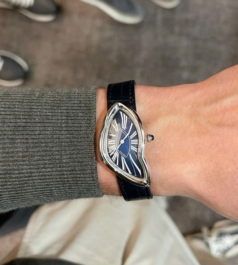 4AAAAart's tweet photo. Cartier Crash 💥 https://t.co/2oNOSxIh15