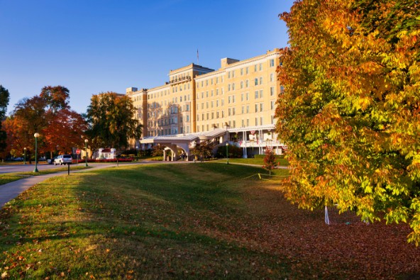 SmekensEd's tweet image. Relax and recharge this summer when you attend #CompCON at the French Lick Resort! Get all the details &amp;gt;&amp;gt; smekenseducation.com/get-started/co…
@FL_Resort