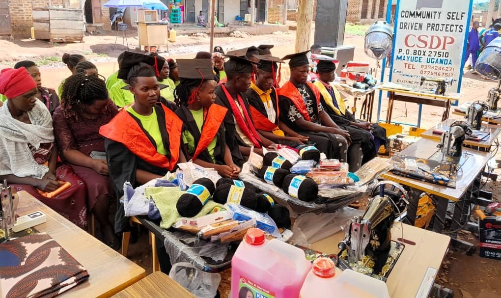 geniuscommsage's tweet photo. @CSDPUganda empowers 20 youths: 8 tailoring, 4 hairdressing, 2 welding, 6 mechanics &amp; driving. CSDP is committed to progress monitoring for sustainability. #MLMR #Empowerment #YouthDevelopment @UgandaSOS 

https://t.co/0Tgf1bthyP https://t.co/u4Oli9iDL5