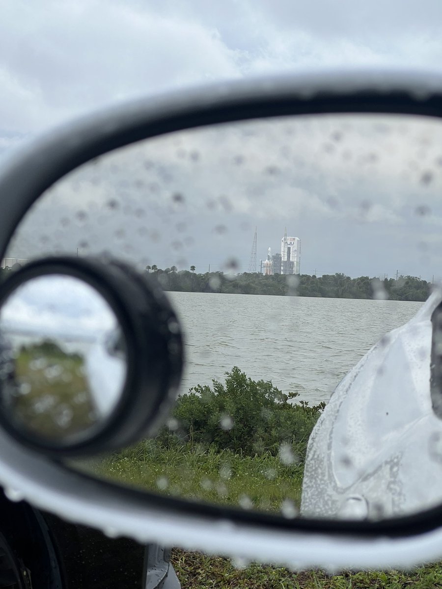 It’s good to look back and glance how far you’ve come. 

📸 Me for @WeAreSpaceScout 

#DeltaIVHeavy #TheFinalFarewell #ULA  #NROL70