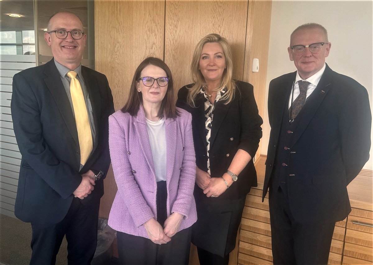 Finance Minister @CArchibald_SF today met with @SEUPB CEO @GinaMcIntyre24 and officials to discuss the work and progress in delivering the PEACE PLUS programmes.