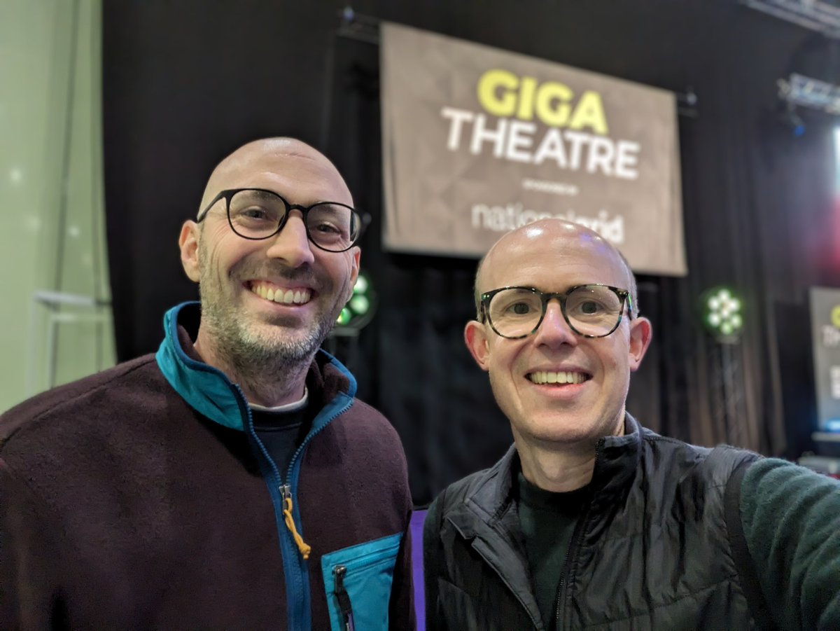 Popped along to Fully Charged Live / Everything Electric Show today.

Got to drive a Smart #1 and BYD Seal. Both amazing cars compared to my ancient VW Golf.

Thanks to <a href="/ElliotChina/">Elliot</a> for indulging me in an Elliot Richards | Richard Elliot selfie!