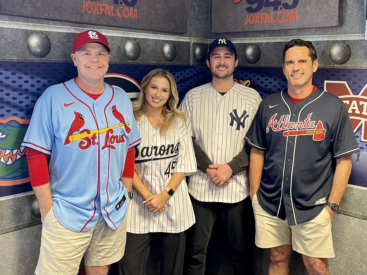 A tradition like no other… Jersey Thursday on #OpeningDay ⚾️