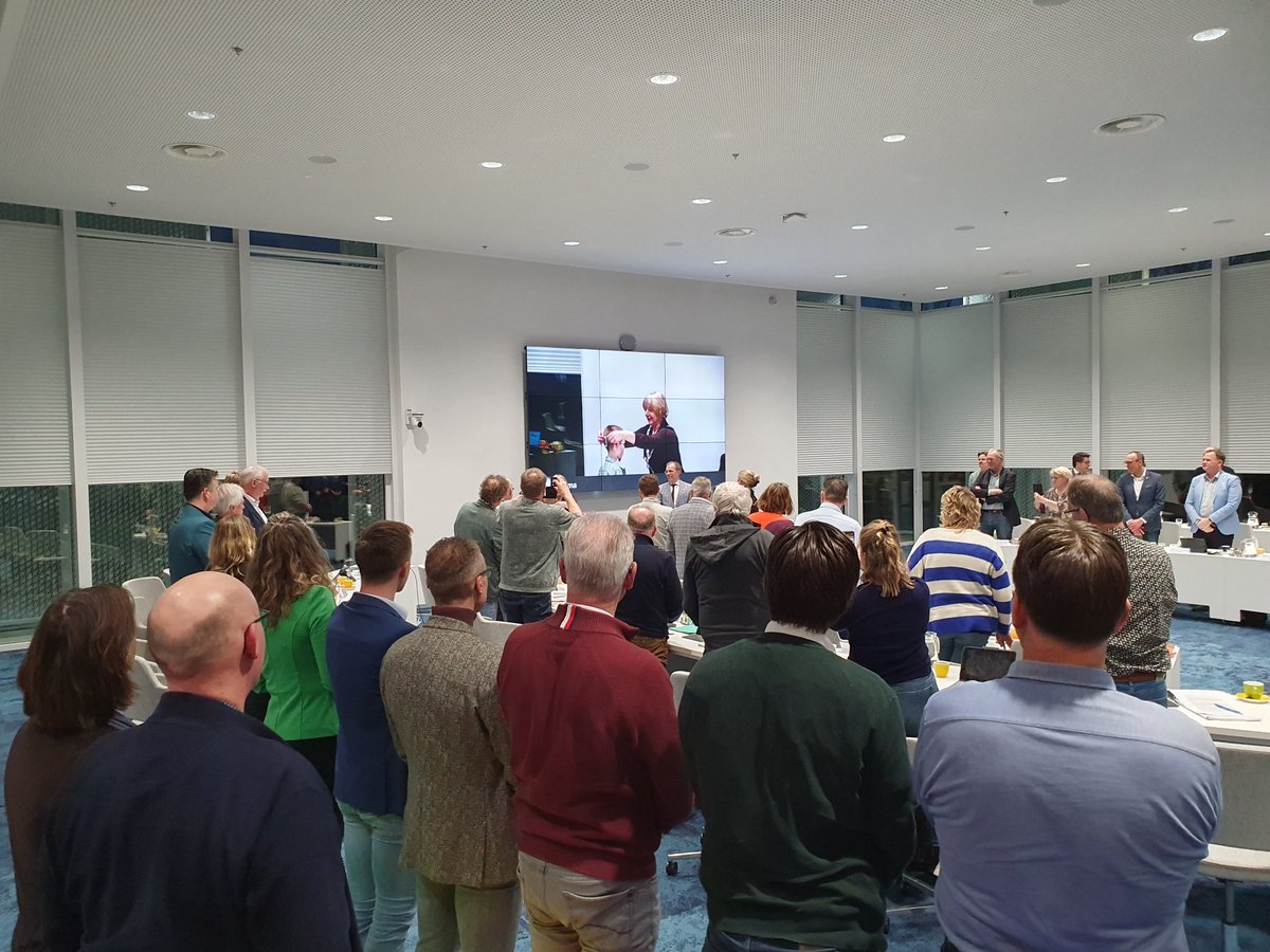 Weer een nieuwe #kinderburgemeester in Waadhoeke. Daar blijf ik een beetje trots op...😊 Gefeliciteerd👏  Thijmen de Vries, veel succes ook!💪