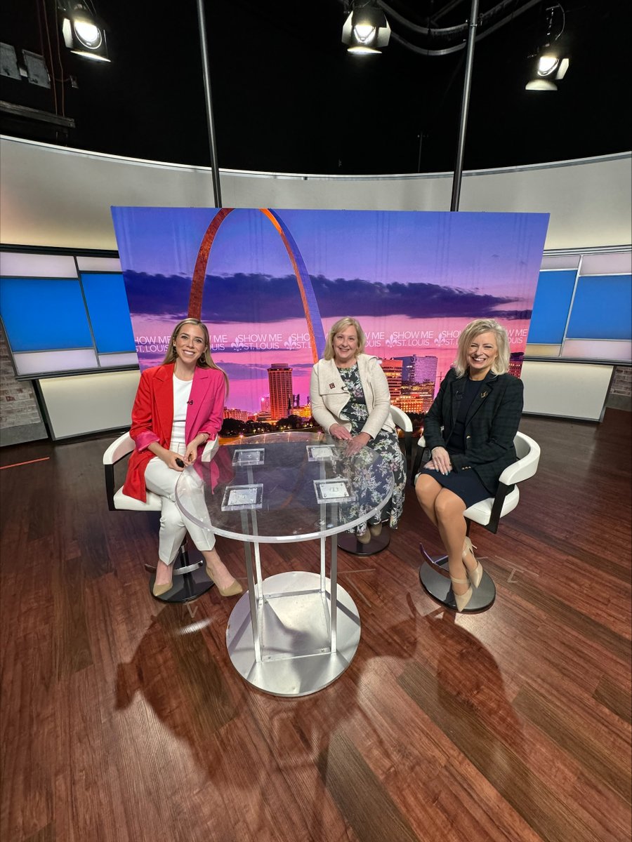 Thanks to @ShowMeStLouis for welcoming Shriners Children’s St. Louis team members Tammy Robbins and Dianne Johnson, as we prepare to celebrate a century of hope and healing in pediatric orthopedics. 

#BeOn5 #ShrinersSTL100 #hope #healing #stl @ksdknews

ow.ly/4JGe50QZNAa