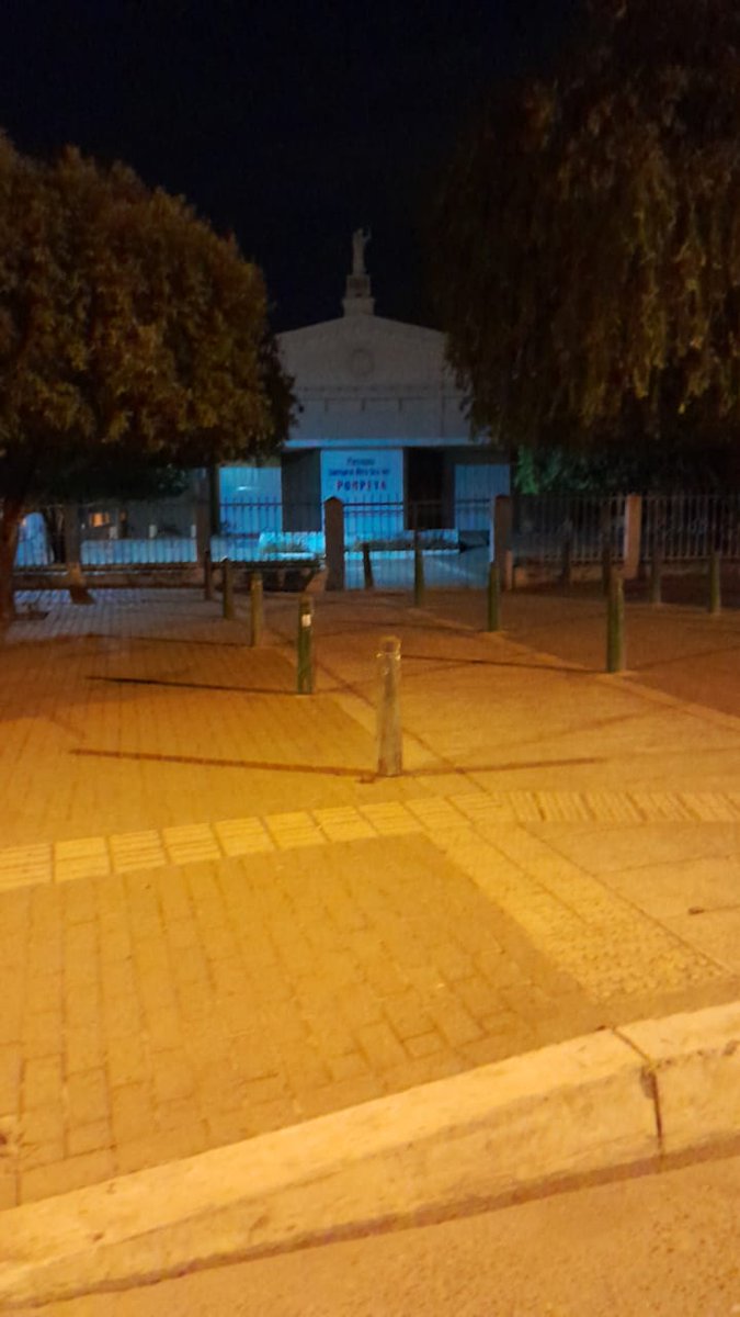 #FelizJueves I Urbaser Montería Desde tempranas horas nuestros héroes de la limpieza intervinieron 🧹 los alrededores de la Parroquia 💒 Santuario Nuestra Señora del Rosario del Pompeya.

#monteríavivelimpia
#urbasertanmonterianoscomotú
#SemanaSanta2024