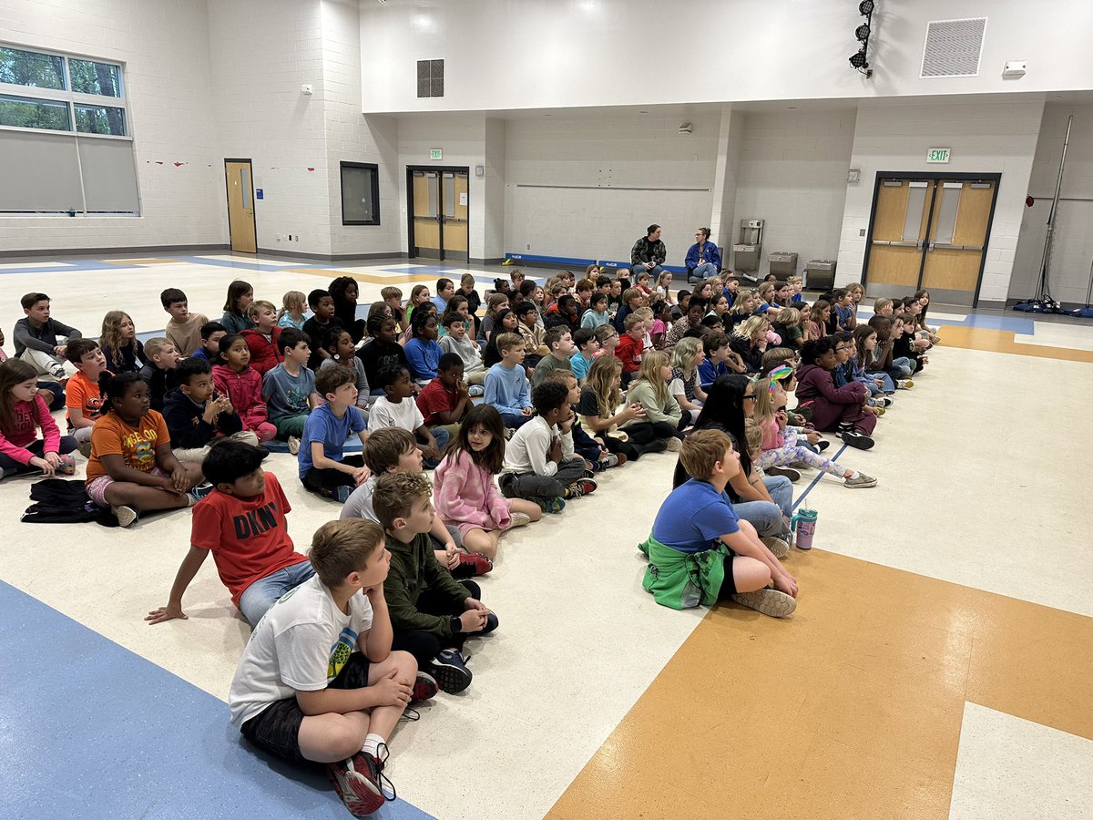 Our second grade student got to learn about woodwind instruments from the Charleston Symphony Orchestra woodwind quintet today! #angeloakes