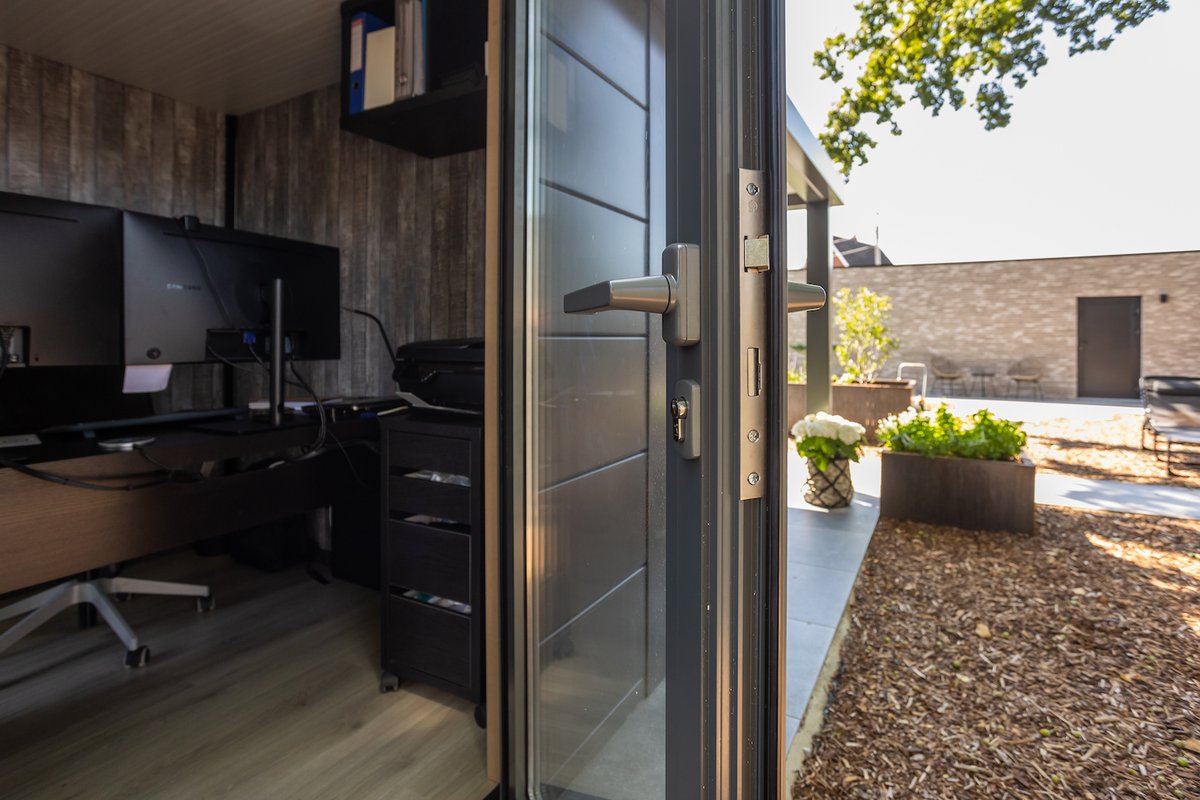 Introducing the New Como Garden Office, our new range of Steel Garden Buildings that offer a modern and sophisticated outdoor space.

Purchase online or contact us to book an appointment to come and see one of our stunning Garden Offices in person.

#GardenOffices