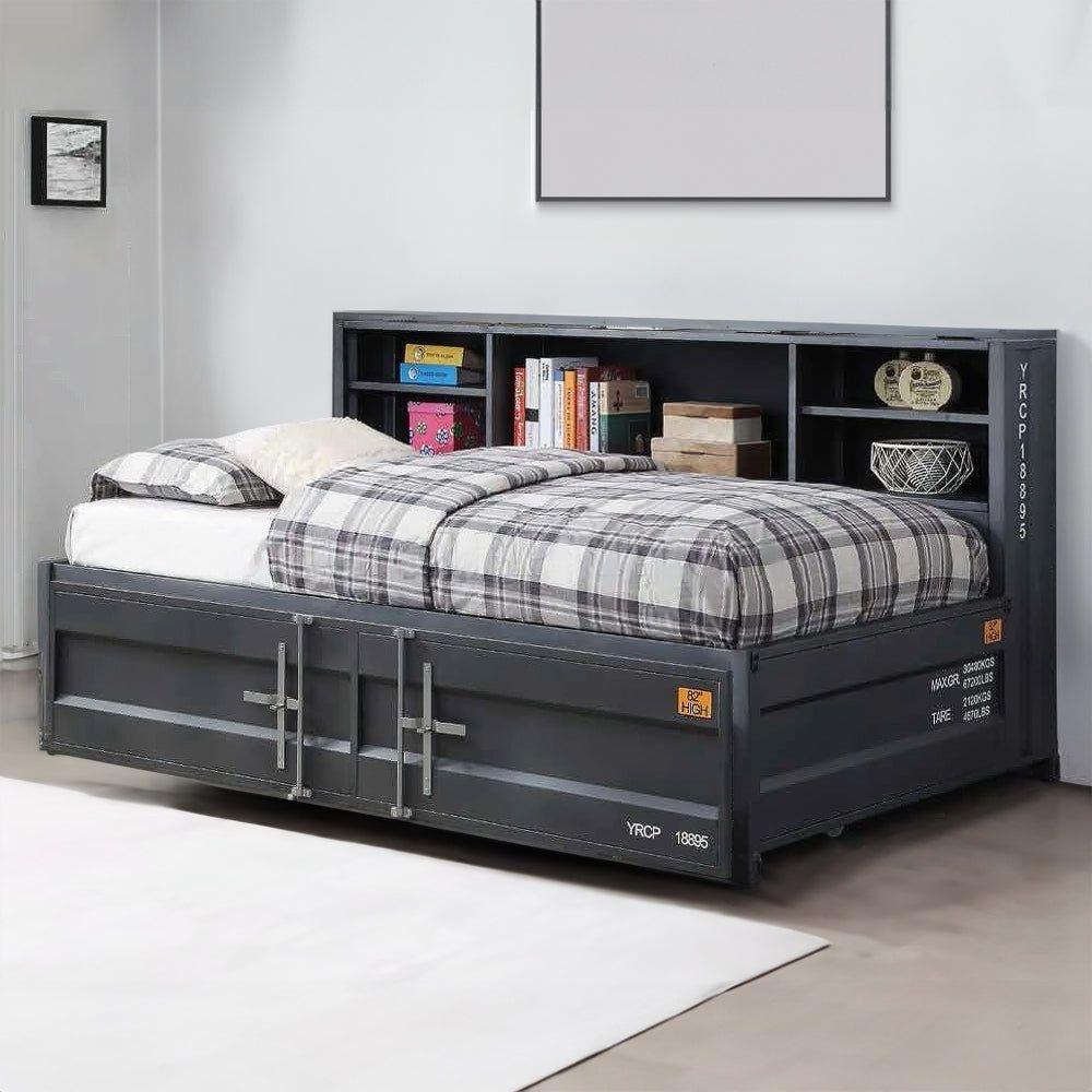 Crafted from a sturdy metal frame in gunmetal gray finish Minimalistic and industrial in style, this twin size trundle day bed from our best selling Dua collection makes a perfect fit for your kids room. Use Code: EASTER15 | Get Flat 15% Off Shop Now👉buff.ly/3Vwr9Ox