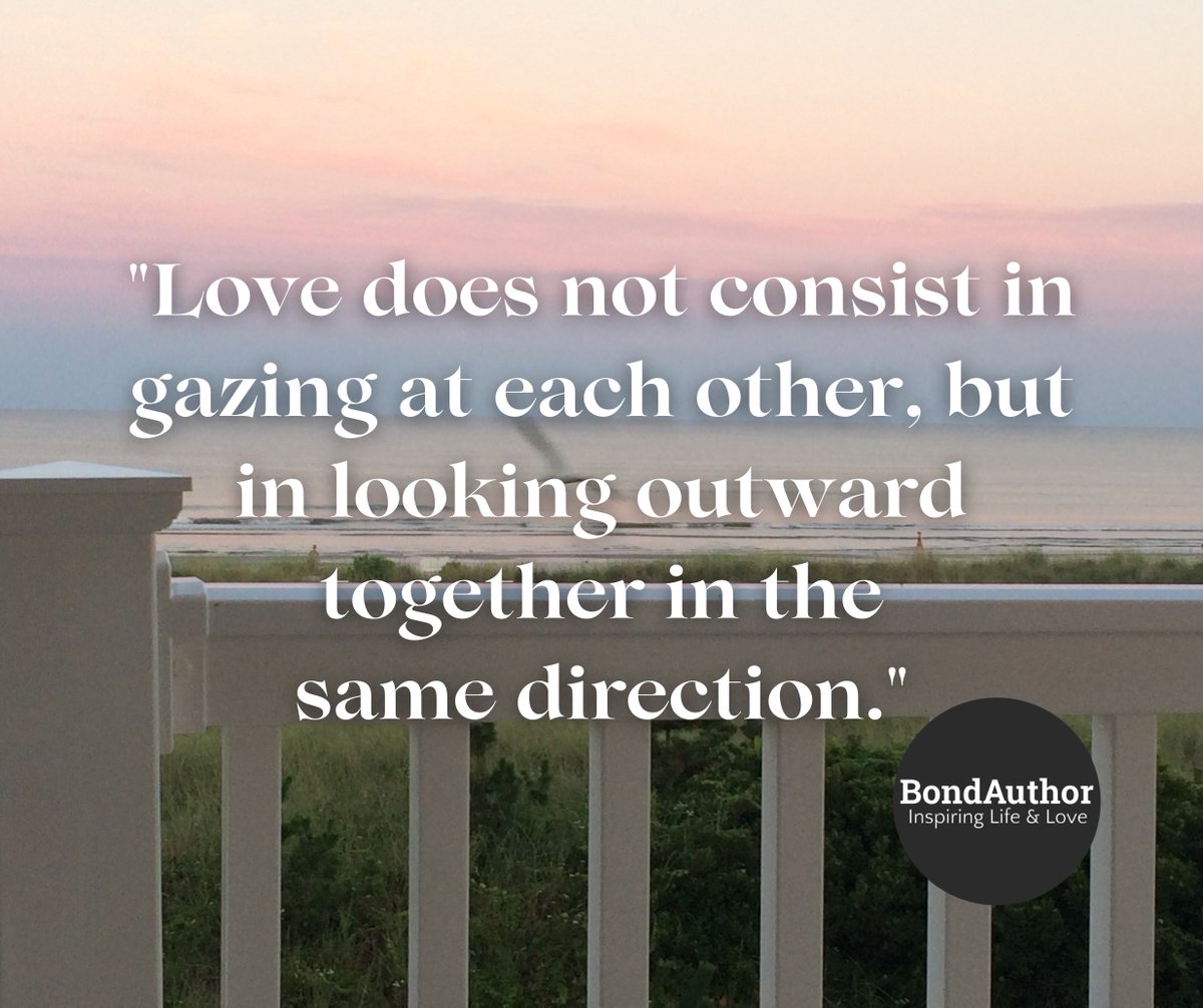 _BondAuthor_'s tweet image. Together, we find our horizon. 🌅 Love isn't just about the moments we share face to face but about the dreams we chase side by side. 

Tell us your love story:
🖥 Bondauthor.com/your-love-story

#BondAuthor #LoveStory #SamePath