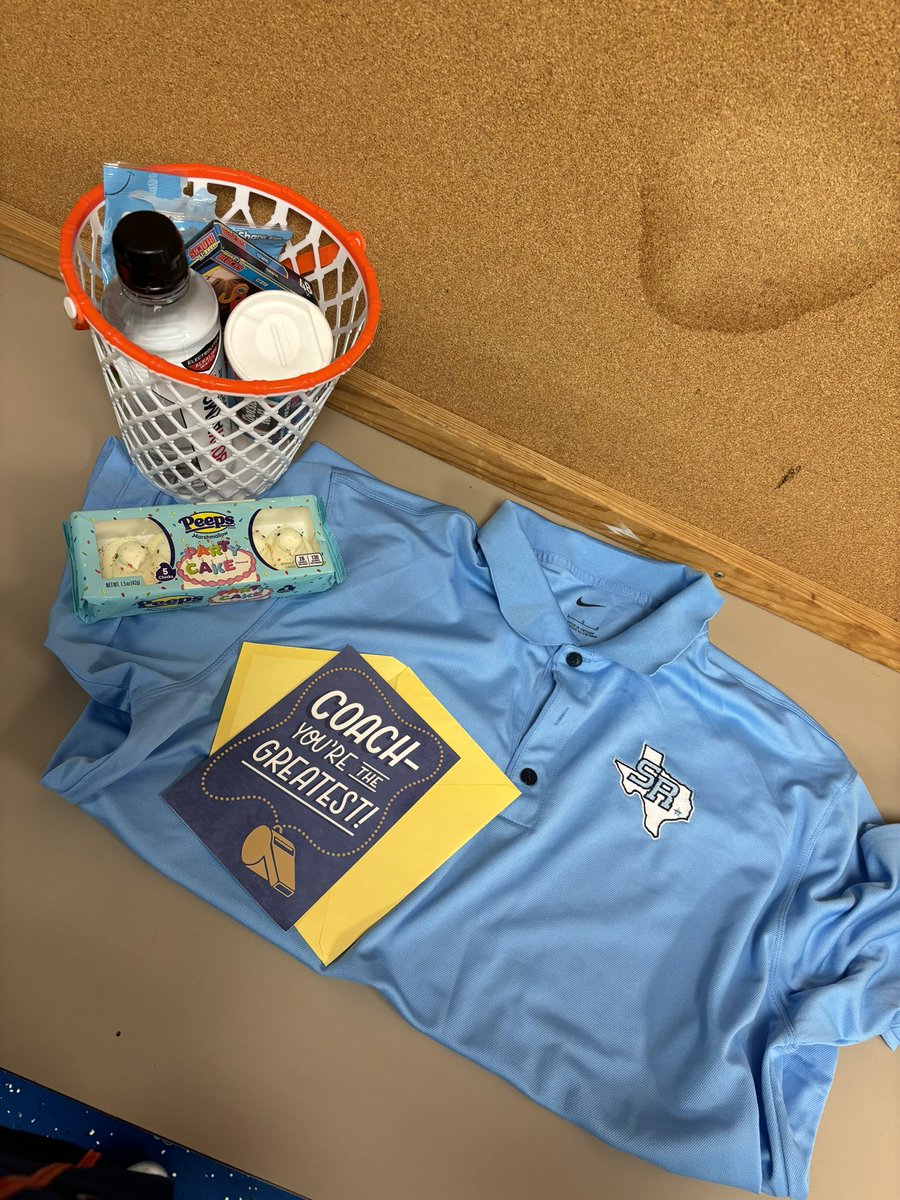 Shout out to <a href="/CoachBarrier/">Duke Barrier</a> &amp; <a href="/RunninTexans/">Runnin'Texans</a>  for our National Athletic Training month gift! Yalls appreciation means more than you know to us! ✊🏽