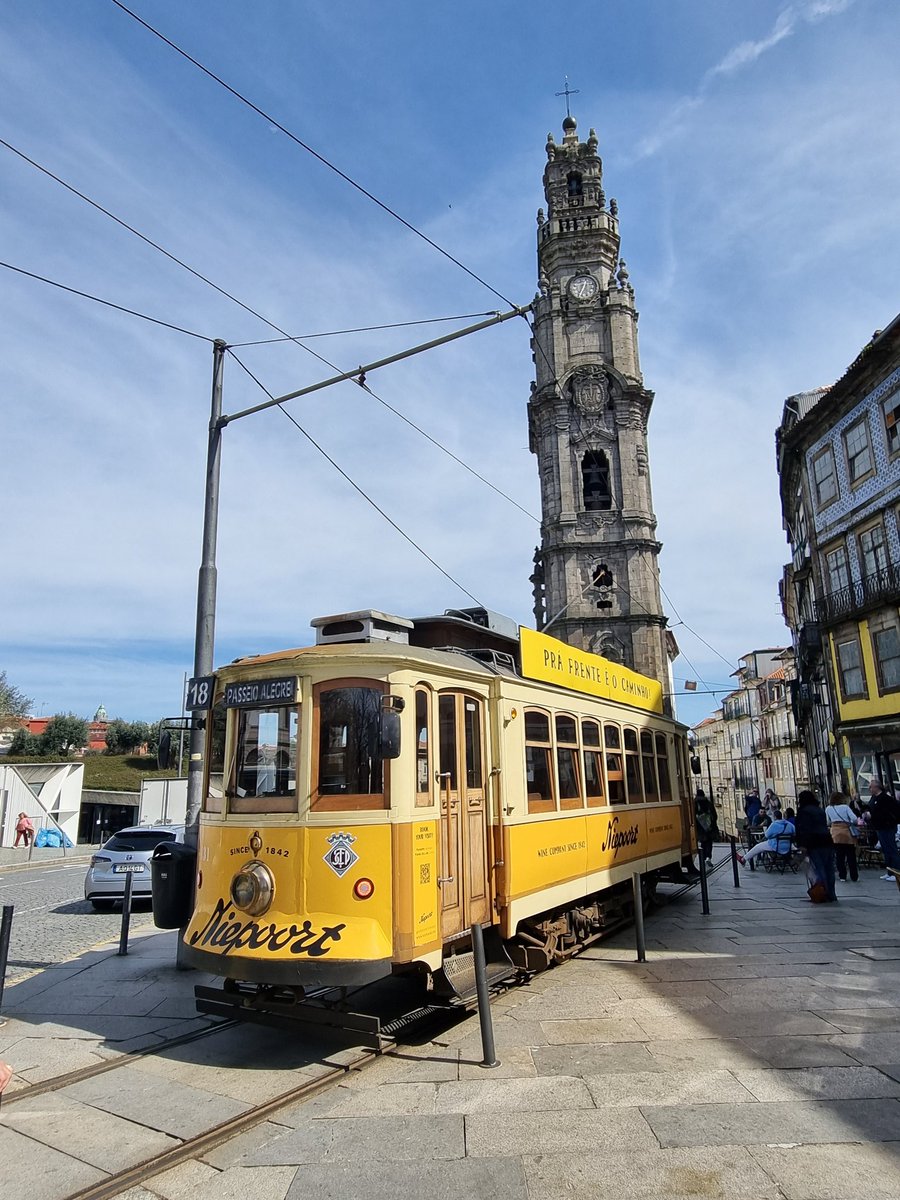 Porto 🇵🇹 #Portugal #tram