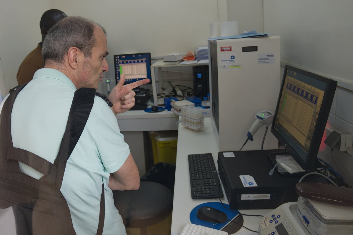 Visite du Fonds Mondial dans le cadre du lancement de la nouvelle subvention GC7 et de ses implications sur nos activités de lutte contre le VIH et la tuberculose. Nous avons échangé sur la manière d'améliorer l'accès aux tests et au suivi. @OMSCentrafrique @MSPCentrafrique