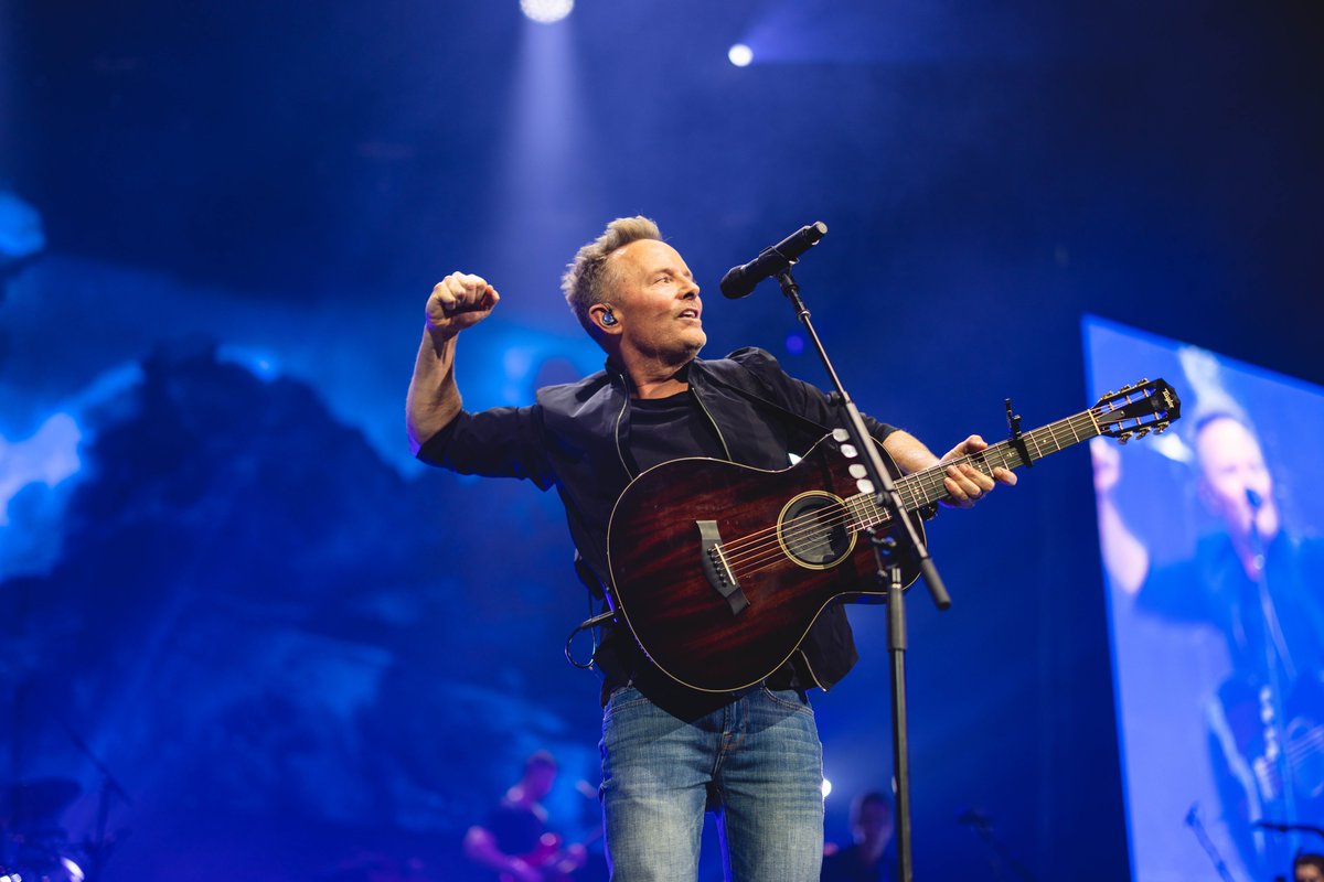 Tickets are on sale now for the Chris Tomlin Holy Forever World Tour! 🎸
Get your tickets here =&gt; bit.ly/HolyForeverTour