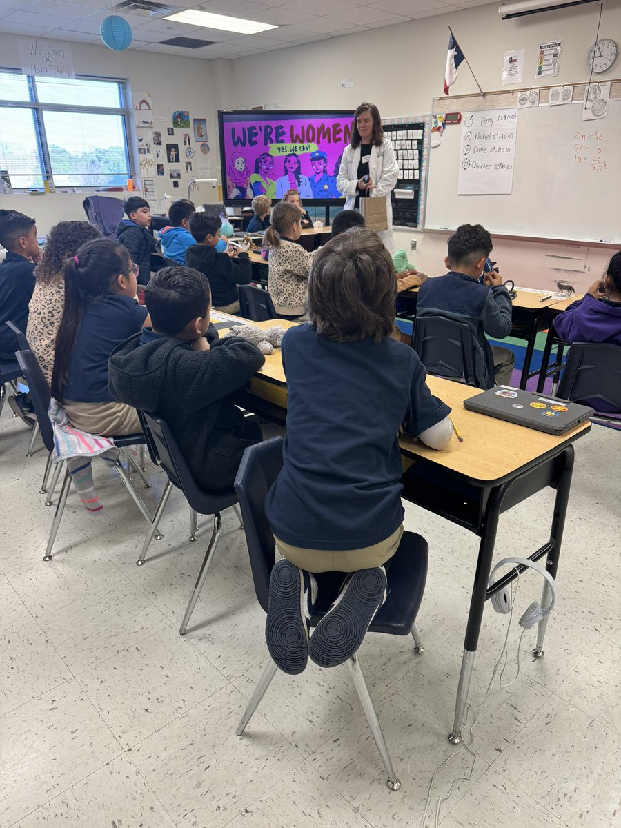 Shoutout to our phenomenal rock star counselor, Ms. Doss, who planned a fun and exciting #careerday for our @rosemontlower bison!! We had so many special guests and our bison loved exploring different careers! Thank you to everyone who came out to share their career!!