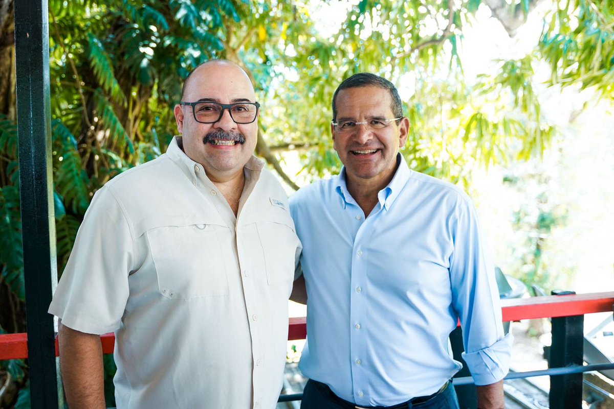 Feliz cumpleaños a mi amigo y presidente municipal de Hormigueros, José Acevedo. El pueblo de Los Pelegrinos cuenta con un gran líder que está comprometido con el progreso que se merecen. Cuentas con mi apoyo para darle mejor calidad de vida a todos los hormiguereños. ¡Un abrazo!