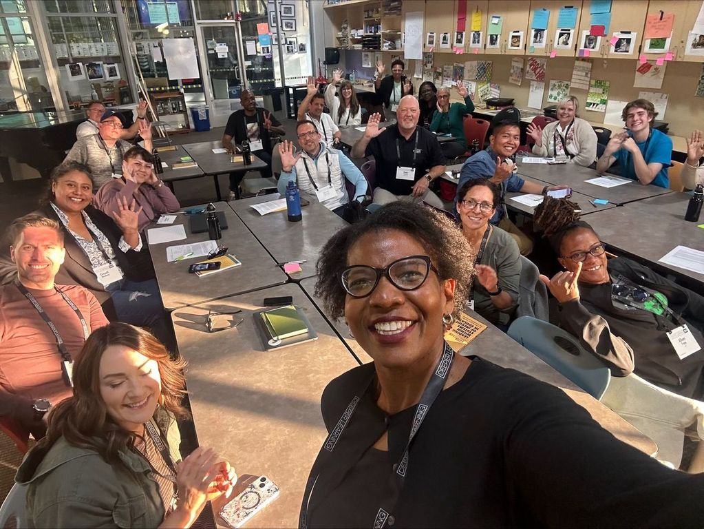 This past week our @mriceboothe attended the #DeeperLearning Conference, facilitating a workshop on building coalitions throughout school systems and #edleadership and running into Karali Pitzele, another alum of our Aspiring Principals Program!❤️❤️❤️ #DeeperLearning24