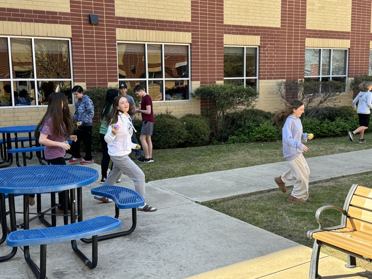 Sundae Foster tweet media