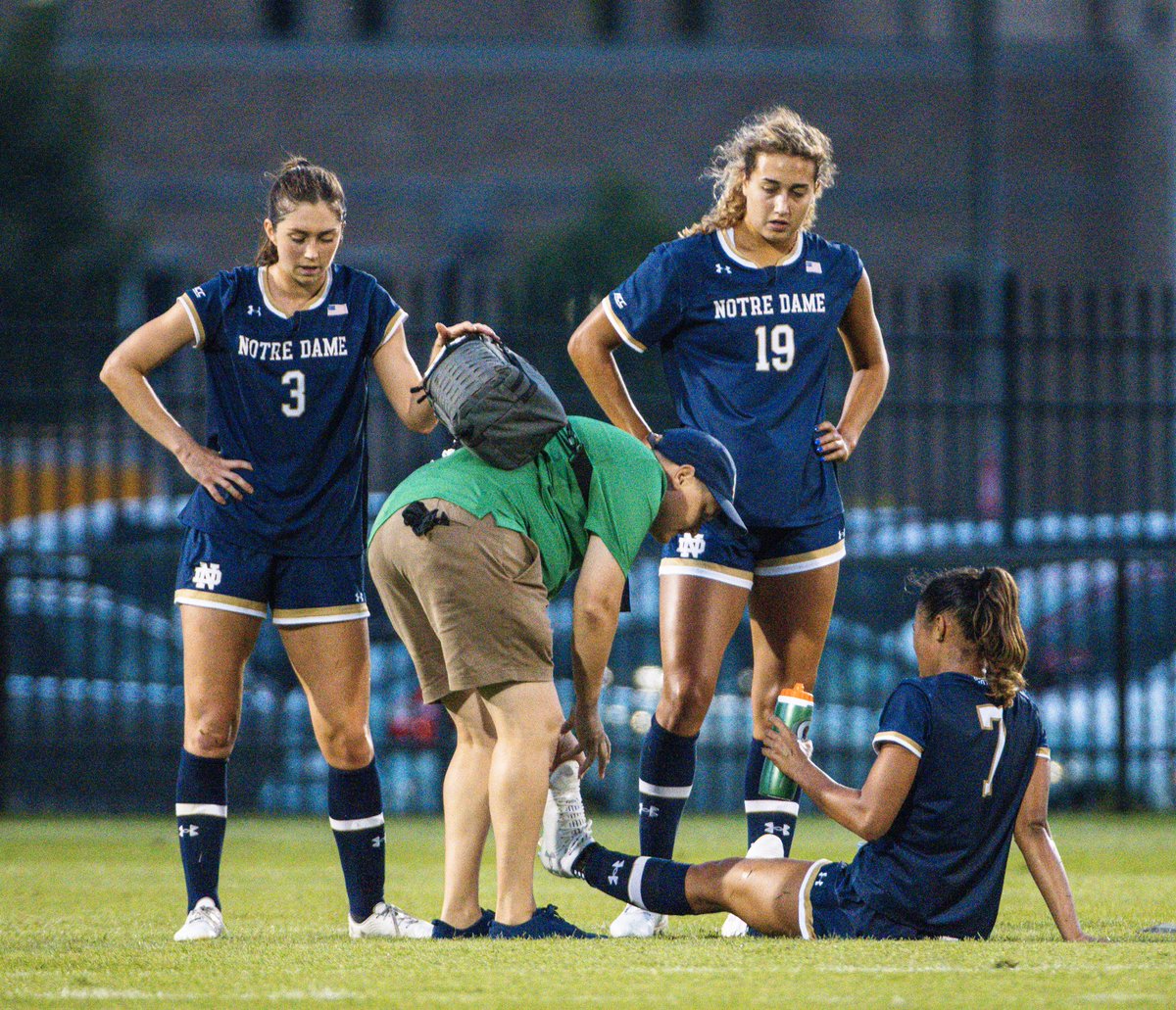 Special shoutout to our Athletic Trainer Cloe for all their hard work keeping us ready to compete at the highest level. You’re one of the main reasons this place, this program, is so special. Thank you. #NATM 

#GoIrish ☘️