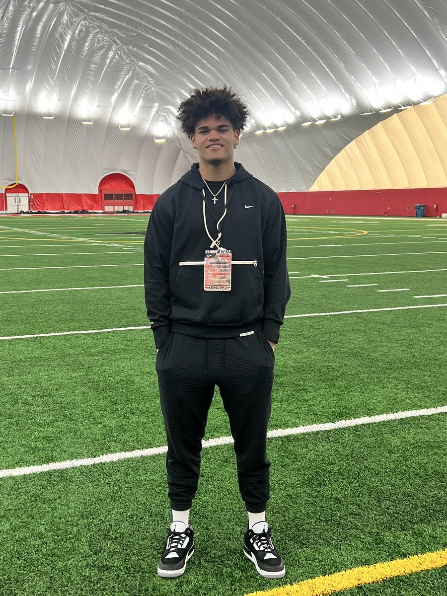 I had a great visit this morning @RedbirdFB. Thanks so much for having me out @CoachNiekamp @TonyPetersen17 @RedbirdRecruits