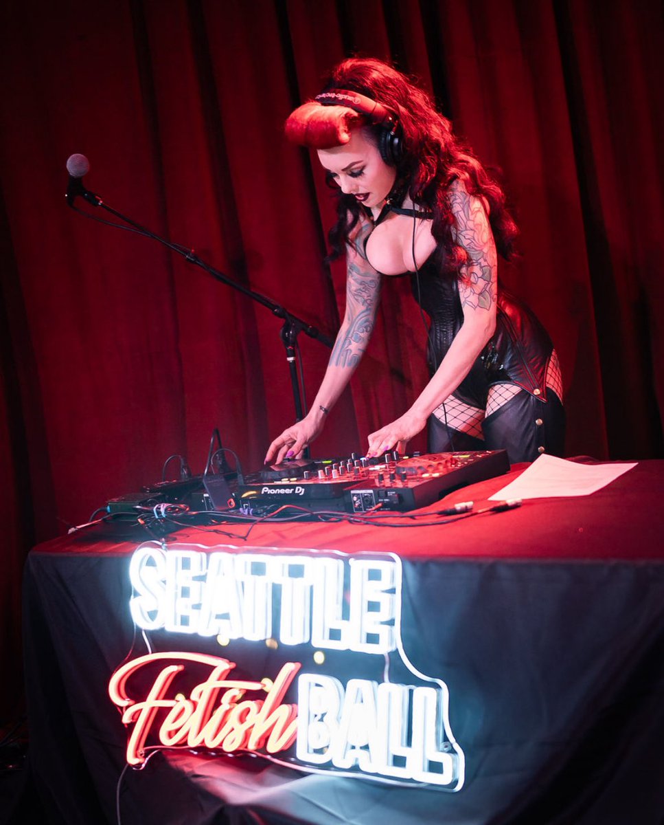 After walking in the fashion at #SeattleFetishBall, I took over the DJ decks for the night and got that dancefloor goin’! Thanks to everyone who got dirty on my dancefloor! ❤️ #djlife #fetishparty #gothgirl