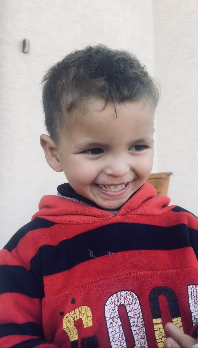 deviledneggs's tweet photo. Malek @malek_qamar7 has lost 70 family members in this genocide, an unimaginable number. His sweet little brother pictured here deserves to grow out of childhood safely, can we please contribute to their fund so they can evacuate? 

https://t.co/DcYAn8dZuB https://t.co/W9SvPn2F4O