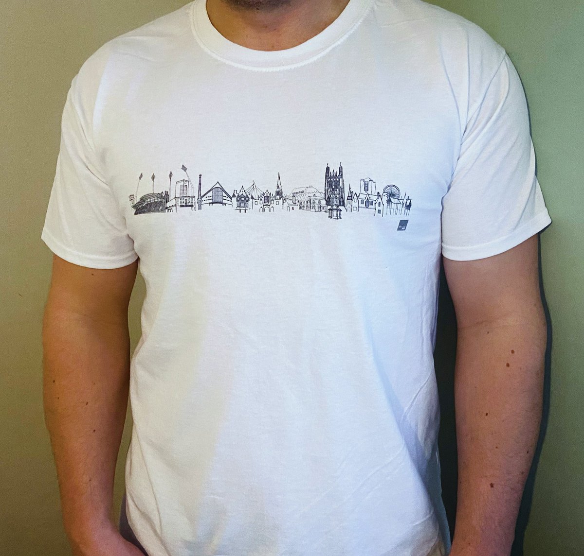 🚨 NEW PRODUCT LAUNCH 🚨 from Canvas to cotton my Wrexham Skyline on a TShirt! DM for details. #Wrexham @wrexham #Wrecsam