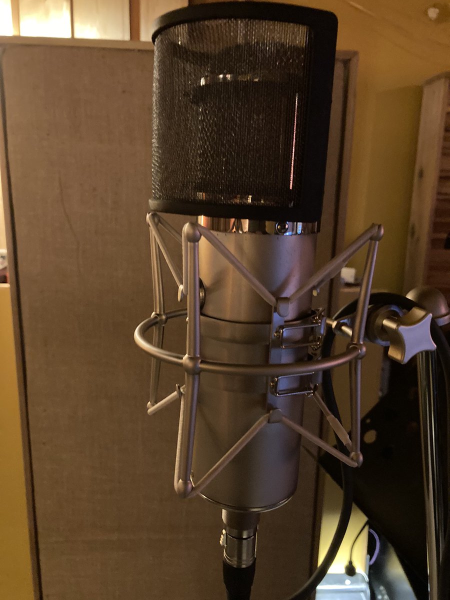 Halcyon Phase (@halcyonphase) on Twitter photo “It’s all about da bass, da bass…” And look at this fancy microphone for final vocals in a few weeks! <a href="/bovasound/">bova sound</a> “It’s all about da bass, da bass…” And look at this fancy microphone for final vocals in a few weeks! <a href="/bovasound/">bova sound</a>
