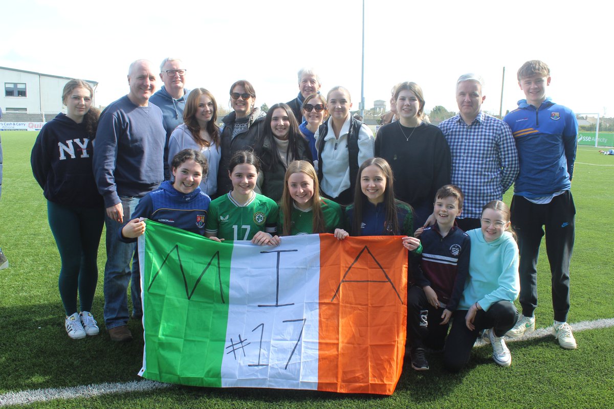 faischools's tweet photo. @mercyballymahon @JessStapleton_ @richiebfootball @Longford_Leader @Longford_News @longwestlocal @MidlandsSport ๐ #FootballFamily
๐ THANK YOU to all the friends & family who supported the team this season
โฝ๏ธ The players did extremely well and should be really proud of their achievements
๐ #FutureStarlets https://t.co/om8aBvImRG