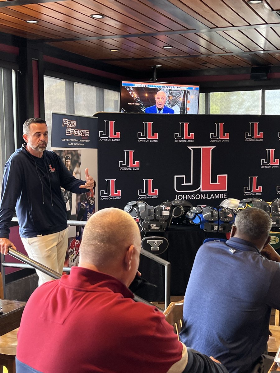 JohnsonLambe's tweet photo. Spreading the JL word in Columbia today. Great turnout, great time! Highlighting our ⁦@ProSports_Pads⁩ #wesellJL https://t.co/2YAg5PJoBJ