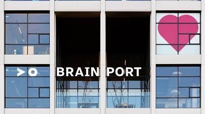 Het Rijk, provincie en de regio investeren 2,5 miljard euro in groei chipindustrie en Brainportregio: brabant.nl/actueel/nieuws…
