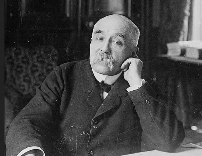 « Il faut savoir ce que l'on veut. Quand on le sait, il faut avoir le courage de le dire ; quand on le dit, il faut avoir le courage de le faire. » Georges Clemenceau