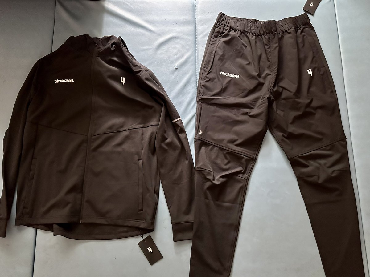 DreadPiratesRob's tweet image. Fucking killing them with the merch! #MerchGame $Block @Blockassetco